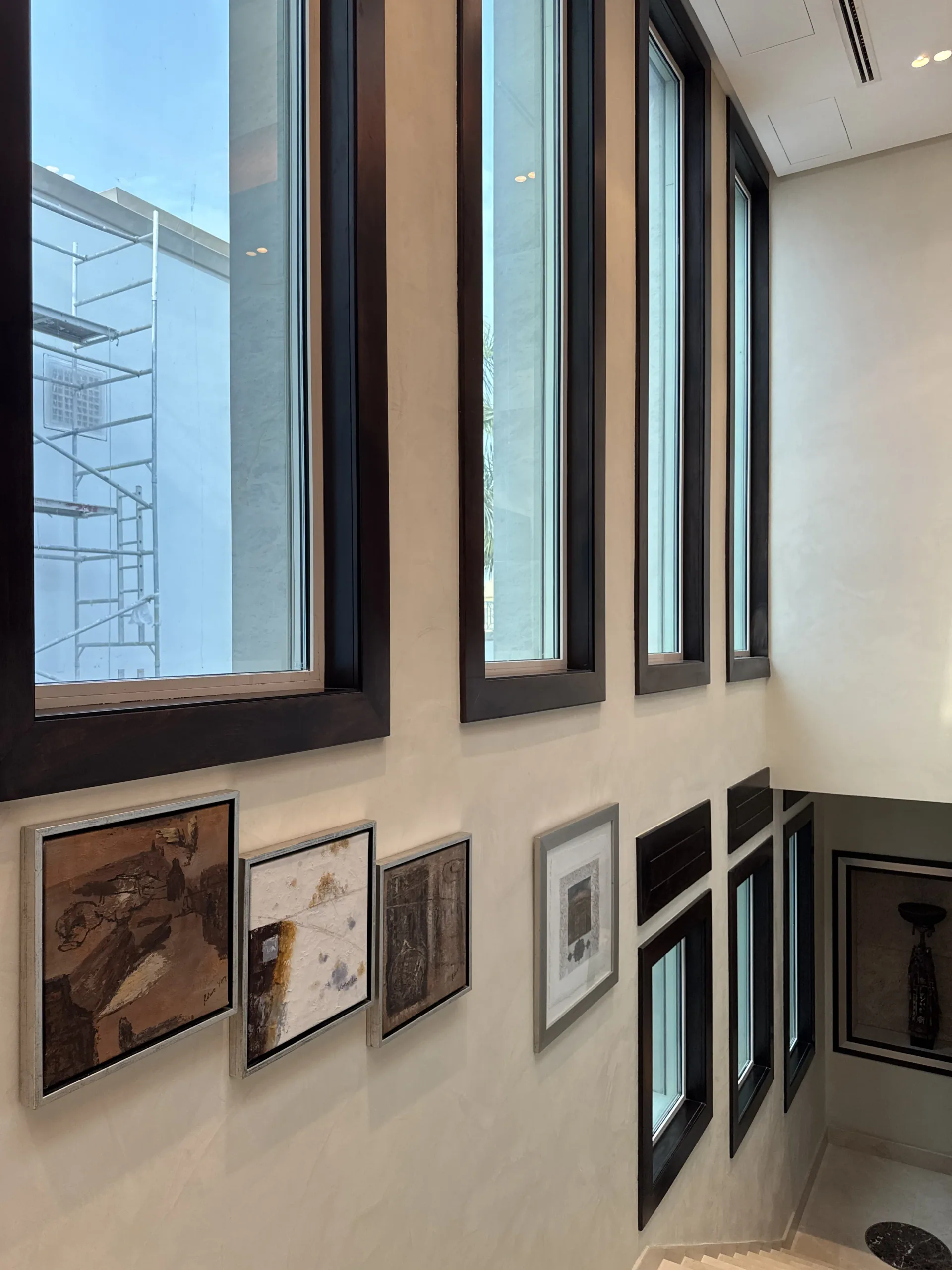 A Real-Site Finish Study - Study 24, a microcement residential decorative finish in chalk white